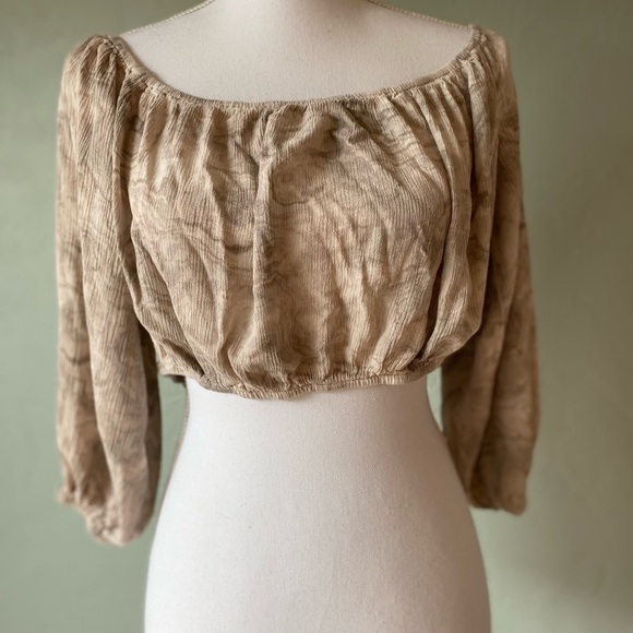 Forever 21 cream off the shoulder top size xl - Picture 1 of 6